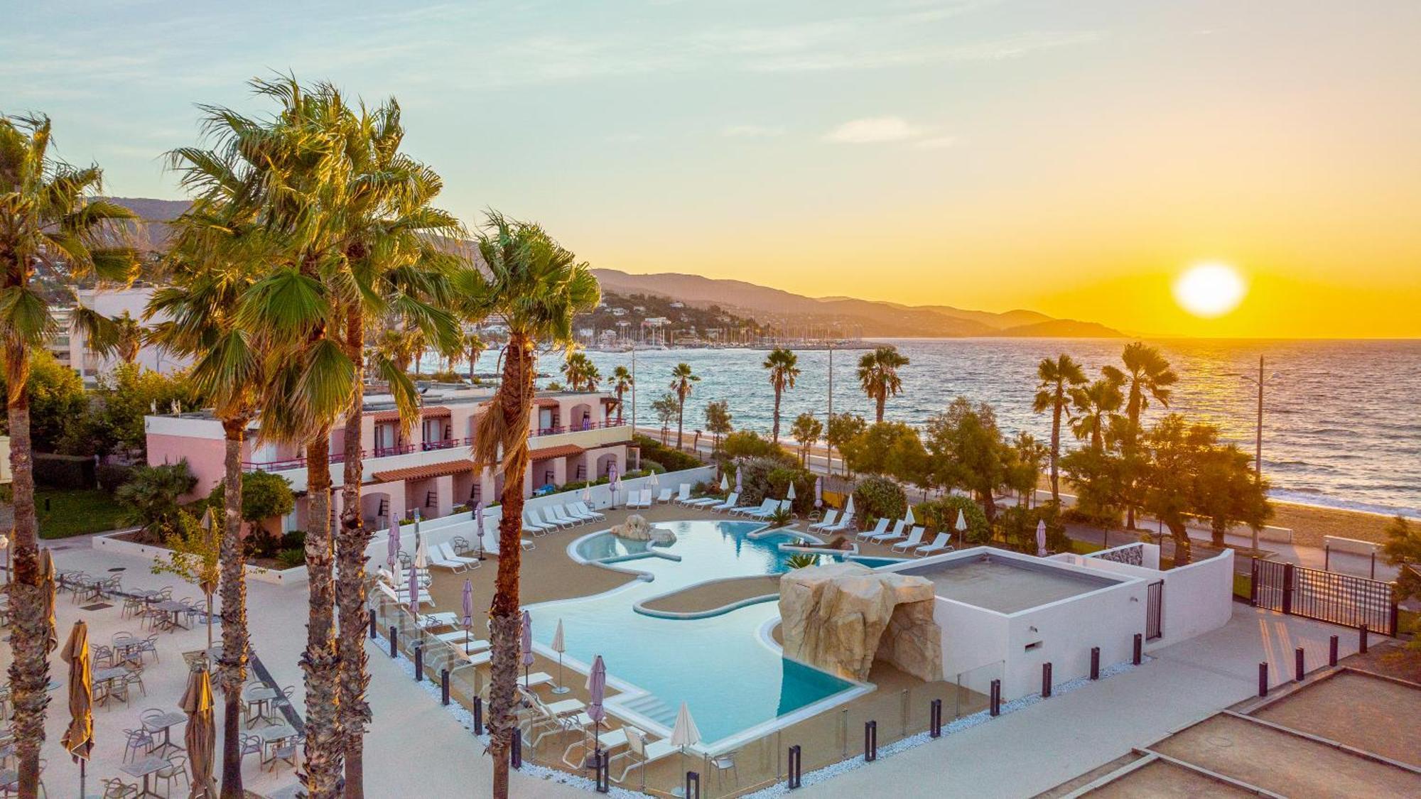 Kaliope Hotel & Residence By Oustal Del Mar Le Lavandou Exterior foto